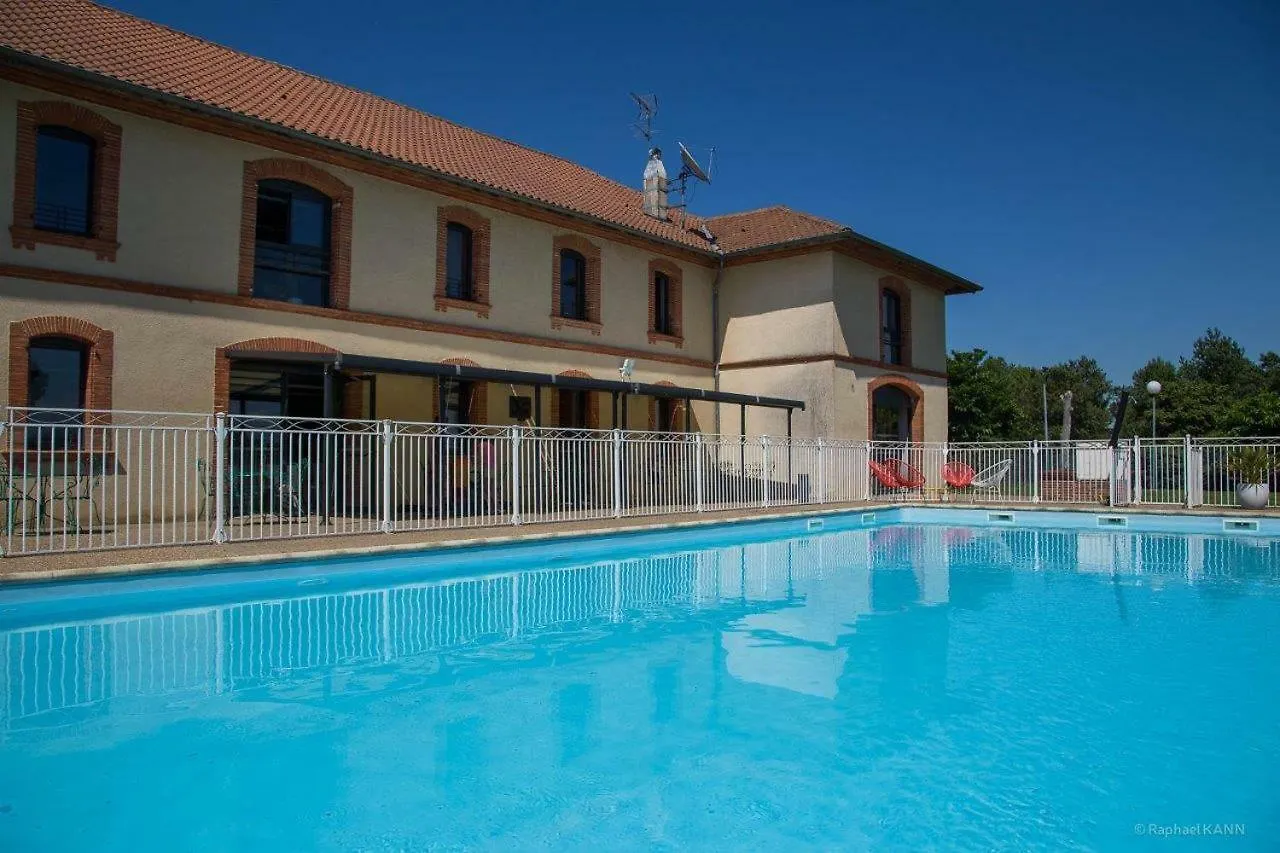Domaine De Garabaud contacts